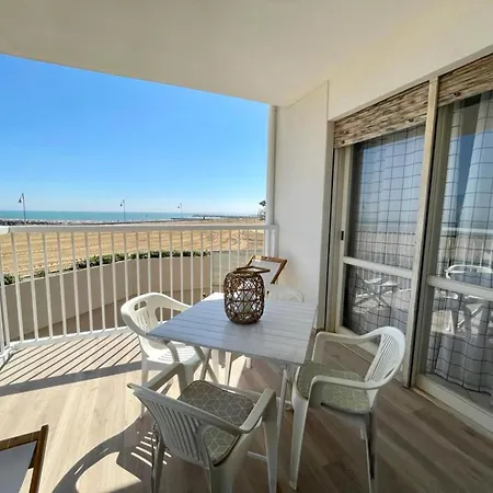 Stunning Seaview Terraced 公寓
